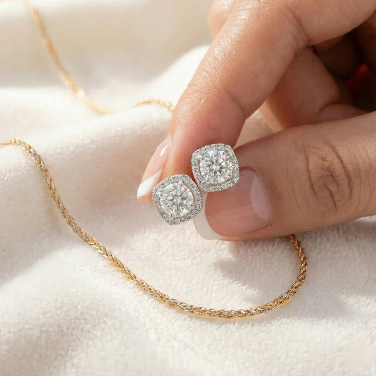 Elyra | Stud Earrings for Women - Sparkling Timeless Delicate Minimalist Elegant Fit-Earrings-Silver-Camoufit