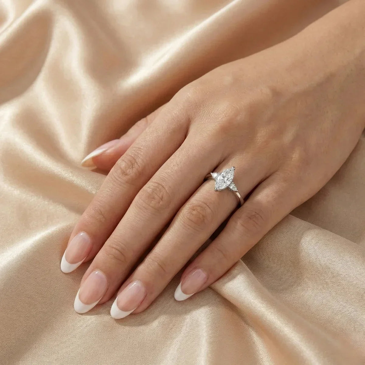 Vayelle | Adjustable Promise Ring for Women - Sterling Silver Aurora Elegant Fit-Ring-Silver-Adjustable-Camoufit