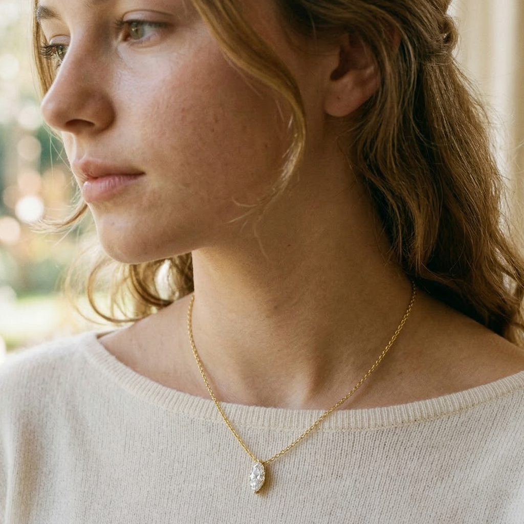 Rovelle | Marquise Pendant Necklace for Women - Sparkling Stone Elegant Minimalist Fit-Necklaces-Gold-Camoufit