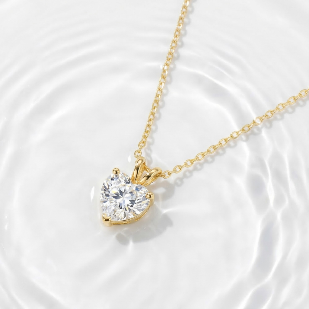 Fiorisse | Heart Cut Pendant Necklace for Women - Gold Delicate Elegant Romantic Fit-Necklaces-Gold-Camoufit