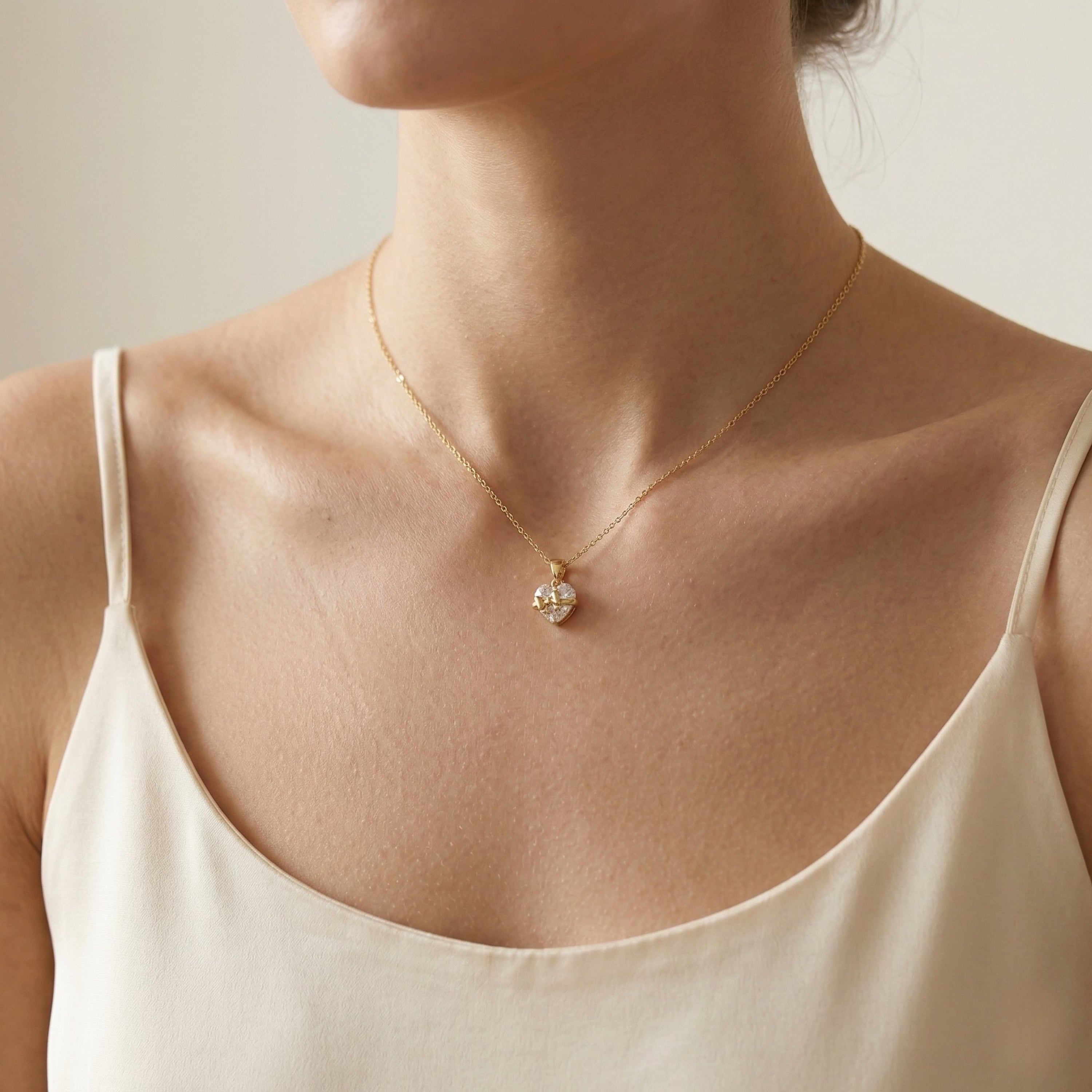 Yavina | Heart Necklace for Women - Gold Bow Sparkling Stone Delicate Elegant Fit-Necklaces-Gold-Camoufit