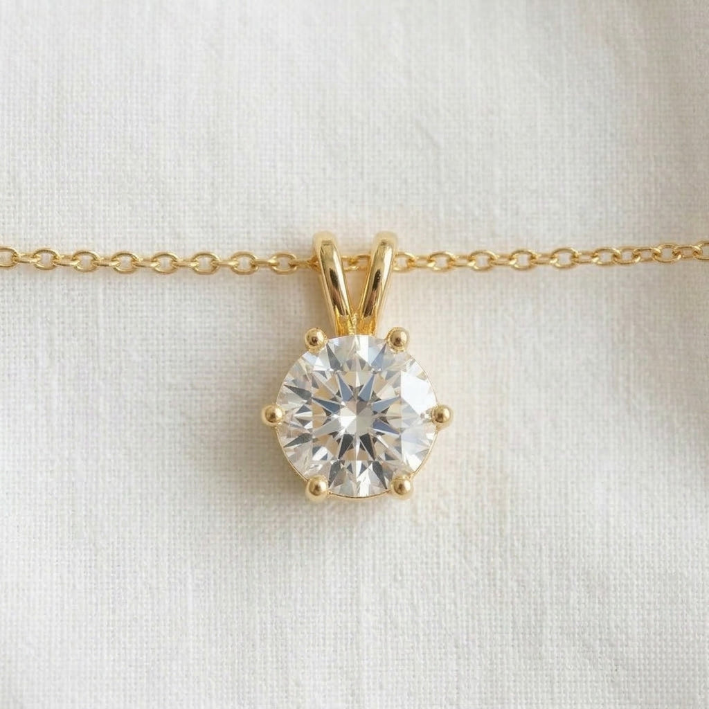 Rosélune | Halo Pendant Necklace for Women - Round Cut Stone Delicate Minimalist Elegant Fit-Necklaces-Gold-Camoufit