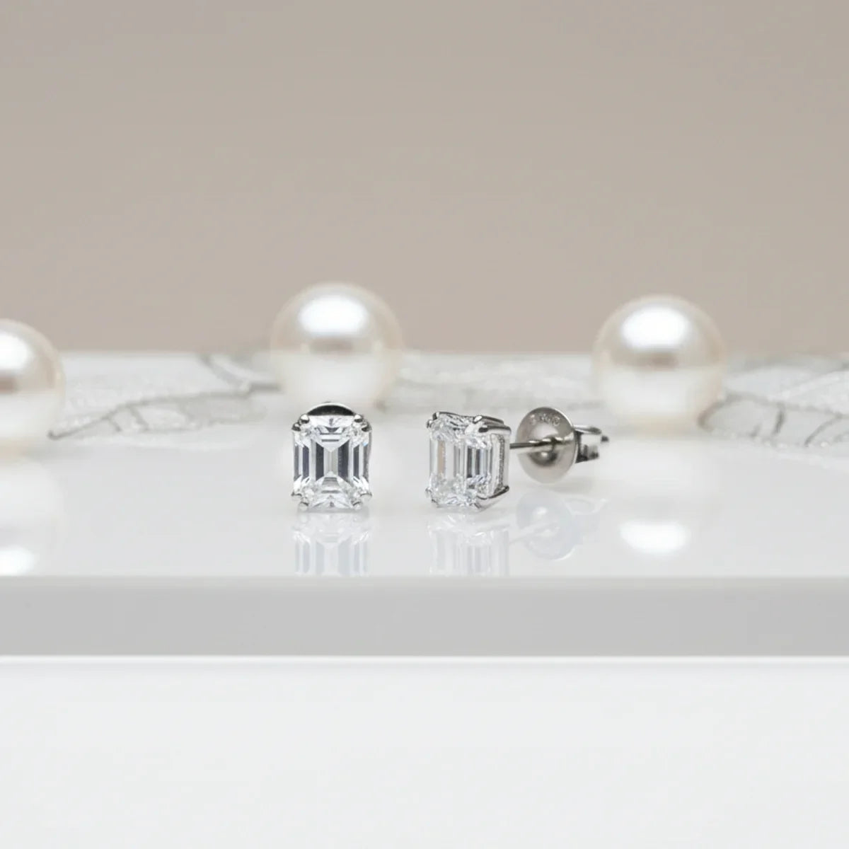 Alviera | Emerald Stud Earrings for Women - Timeless Sparkling Delicate Elegant Fit-Earrings-Silver-Camoufit