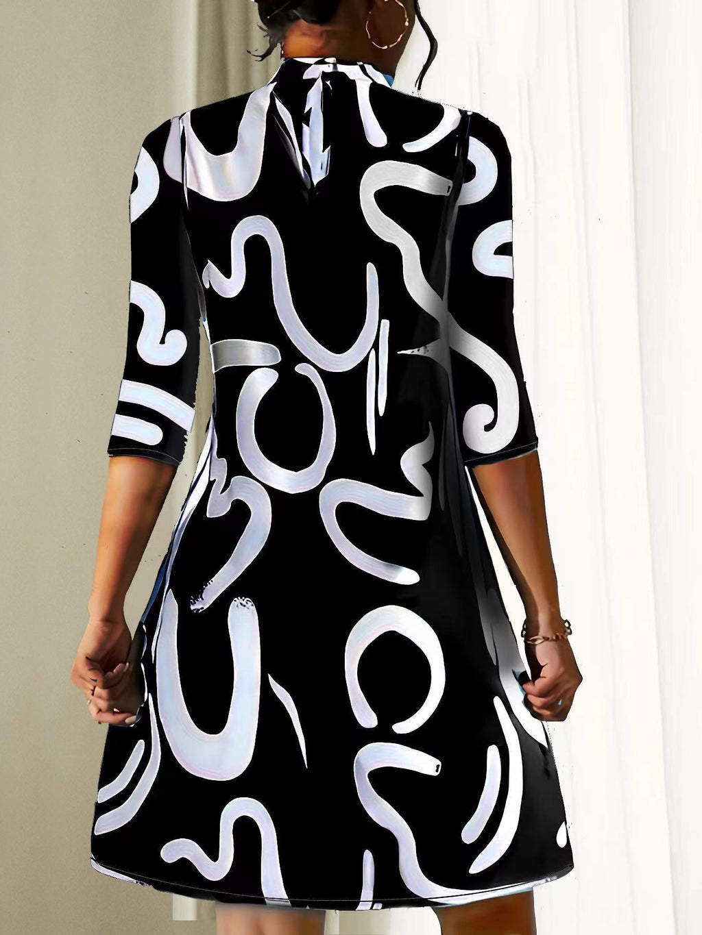 Alanna Women's Mini Dress - Round Neck 3/4 Sleeve Summer Style-Floral Printed Dress-Black-XS-Camoufit