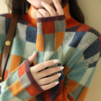 Amore | Women's Checked Sweater Relaxed Fit - Loose Plaid Knit Pullover Jumper with Crewneck & Long Sleeves for Fall & Winter