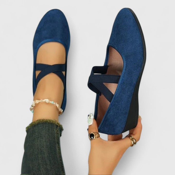 Naurelle | Comfort Slip-On Shoes for Women – Cushioned Everyday Fit-Women's Flats-Blue-5-Camoufit