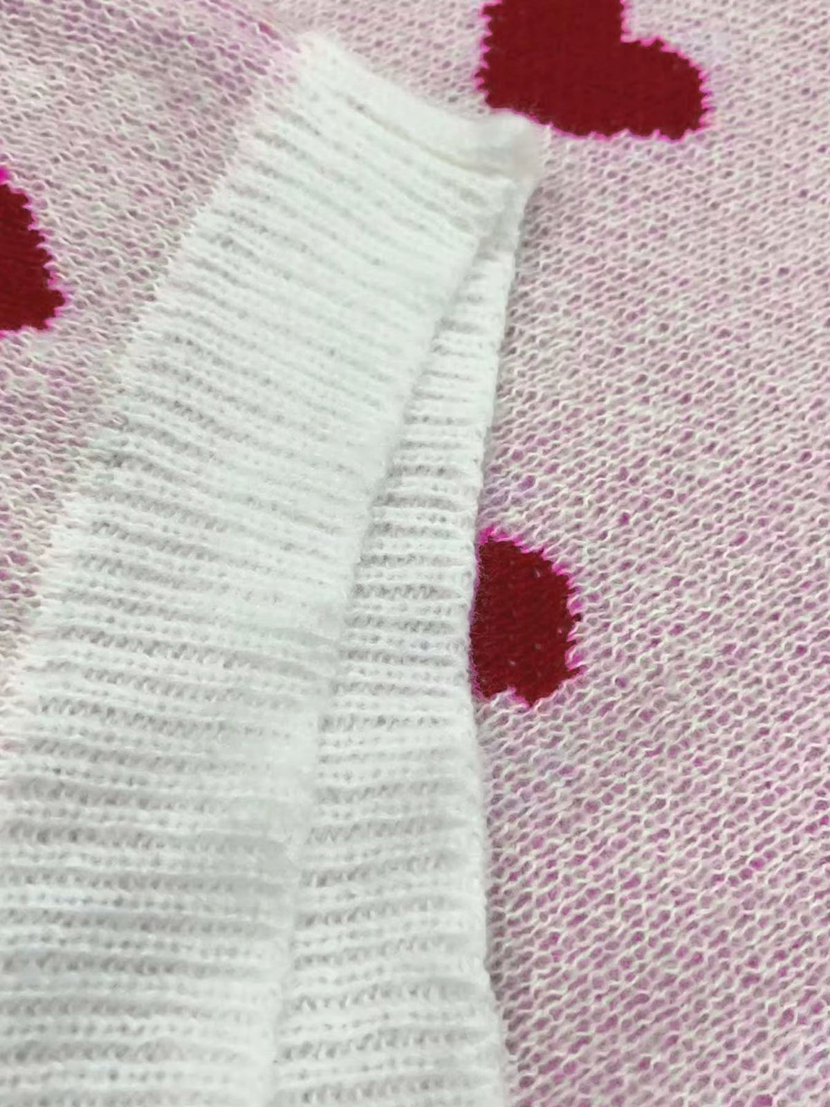 Bersh | Women’s Sweater | Graphic Heart Pattern