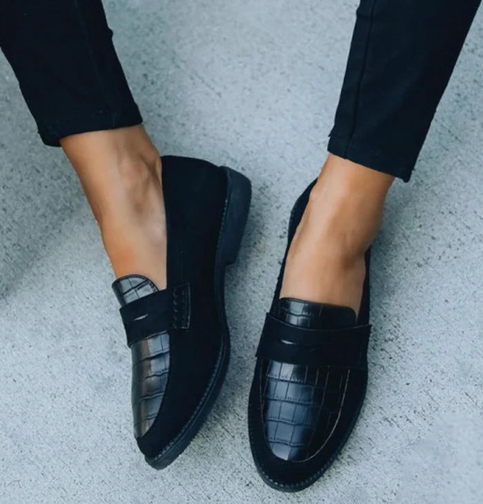 Camille Women's Croc Loafers - Elegant Slip-On Everyday Shoes-Loafers-Black-4-Camoufit