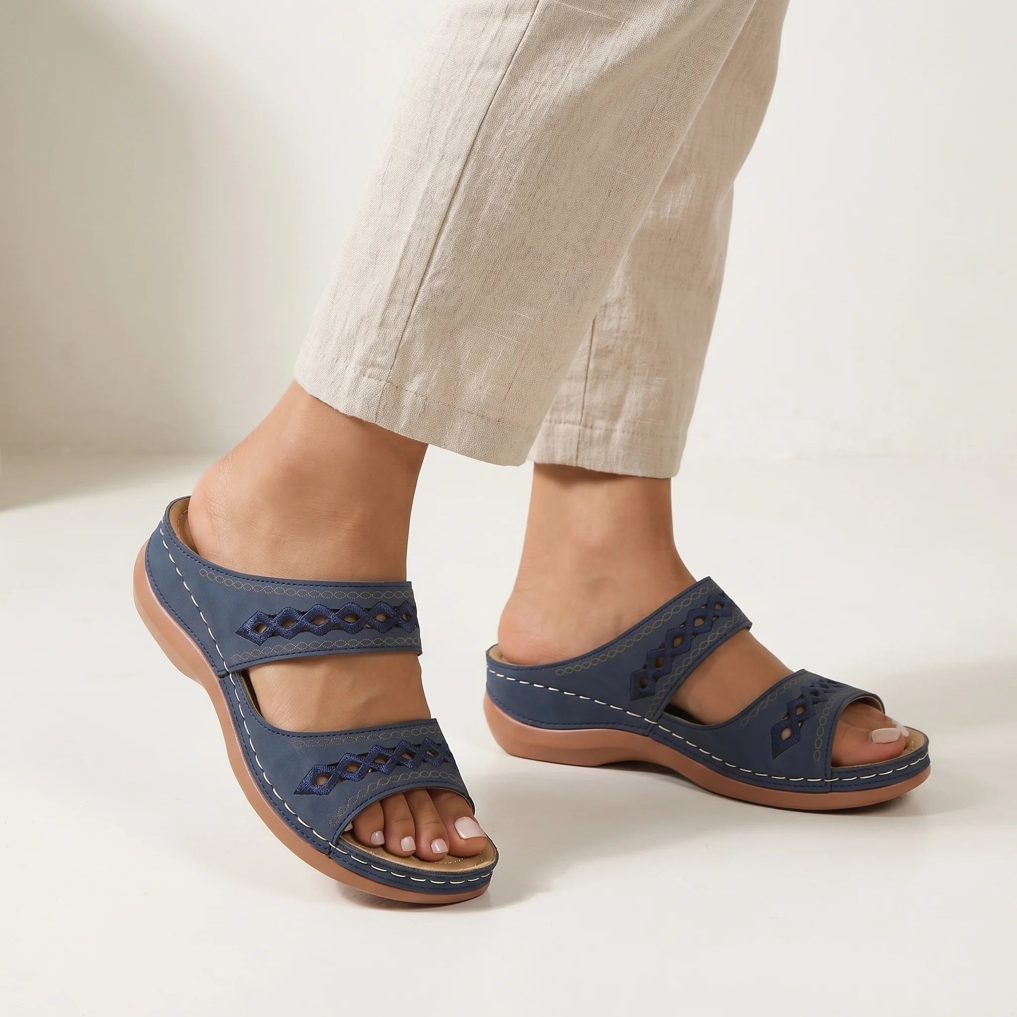 Women's Sandals Cloud Cushioning Lightweight Synthetic 0