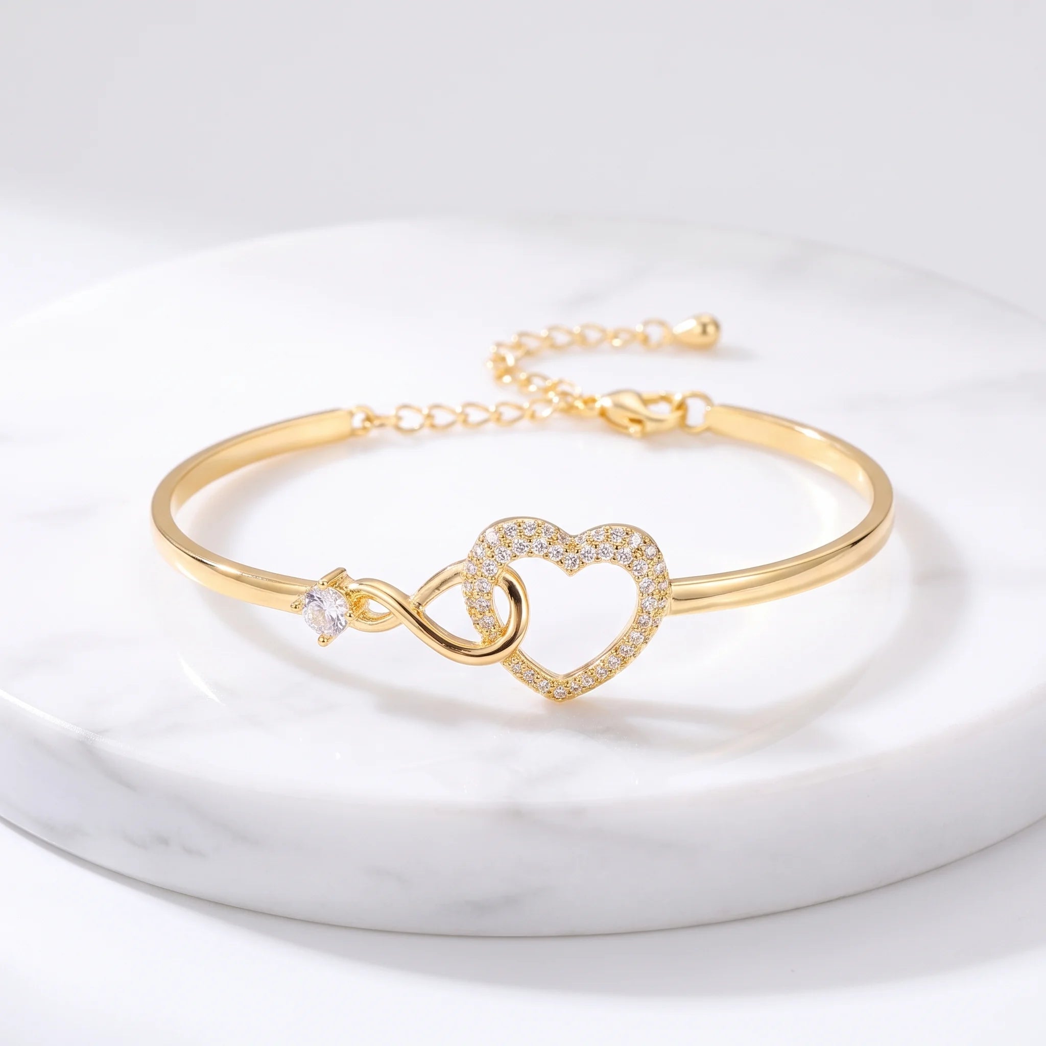 Novara | Infinity Heart Bracelet for Women - Crystal Interlocking Elegant Fit-bracelet-Gold-Camoufit
