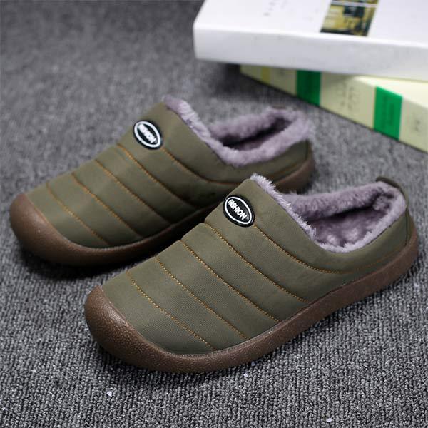 Men's lined slip-on slippers, green suede-look upper with faux-fur lining and grippy sole